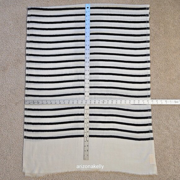 Ivory Cashmere Scarf With Black Stripes - Picture 4 of 16